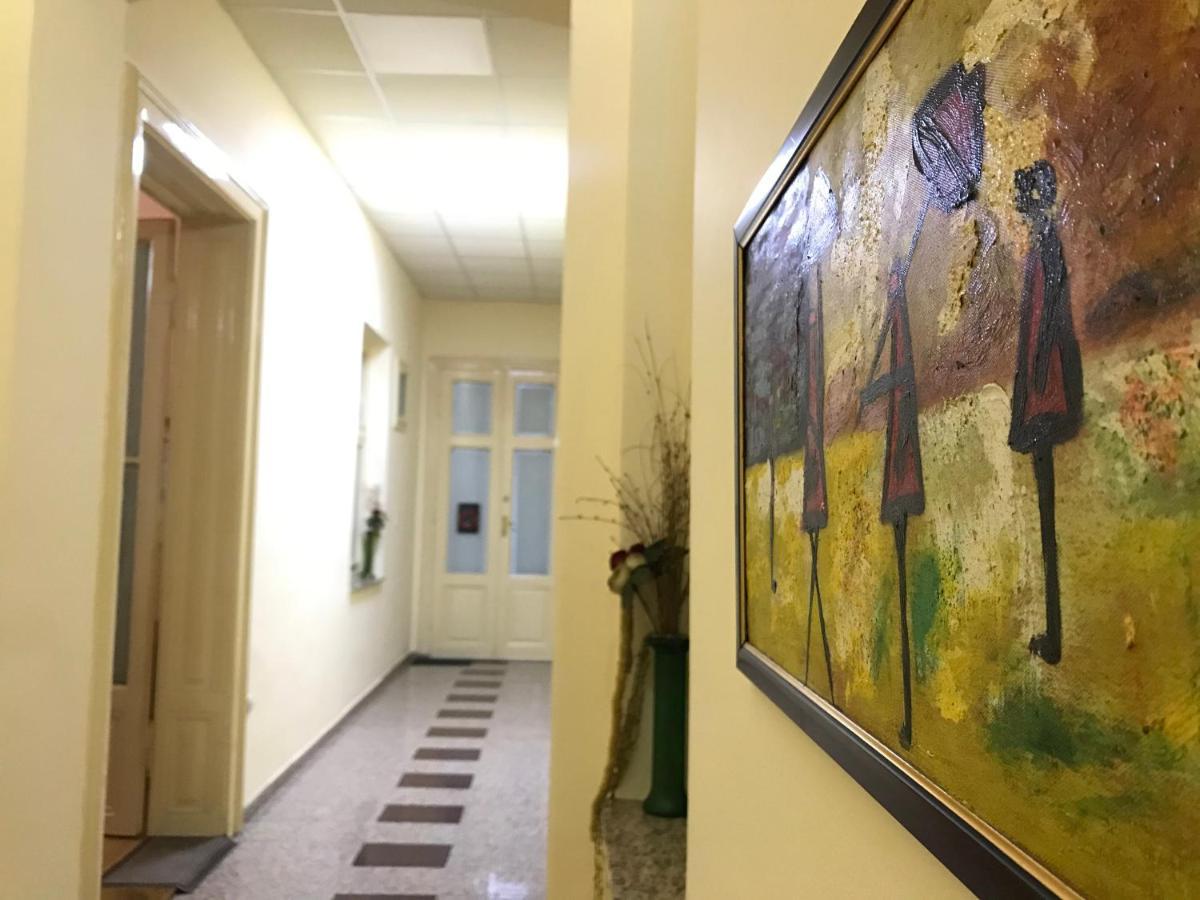 Siesta Bed & Breakfast Kikinda Bagian luar foto