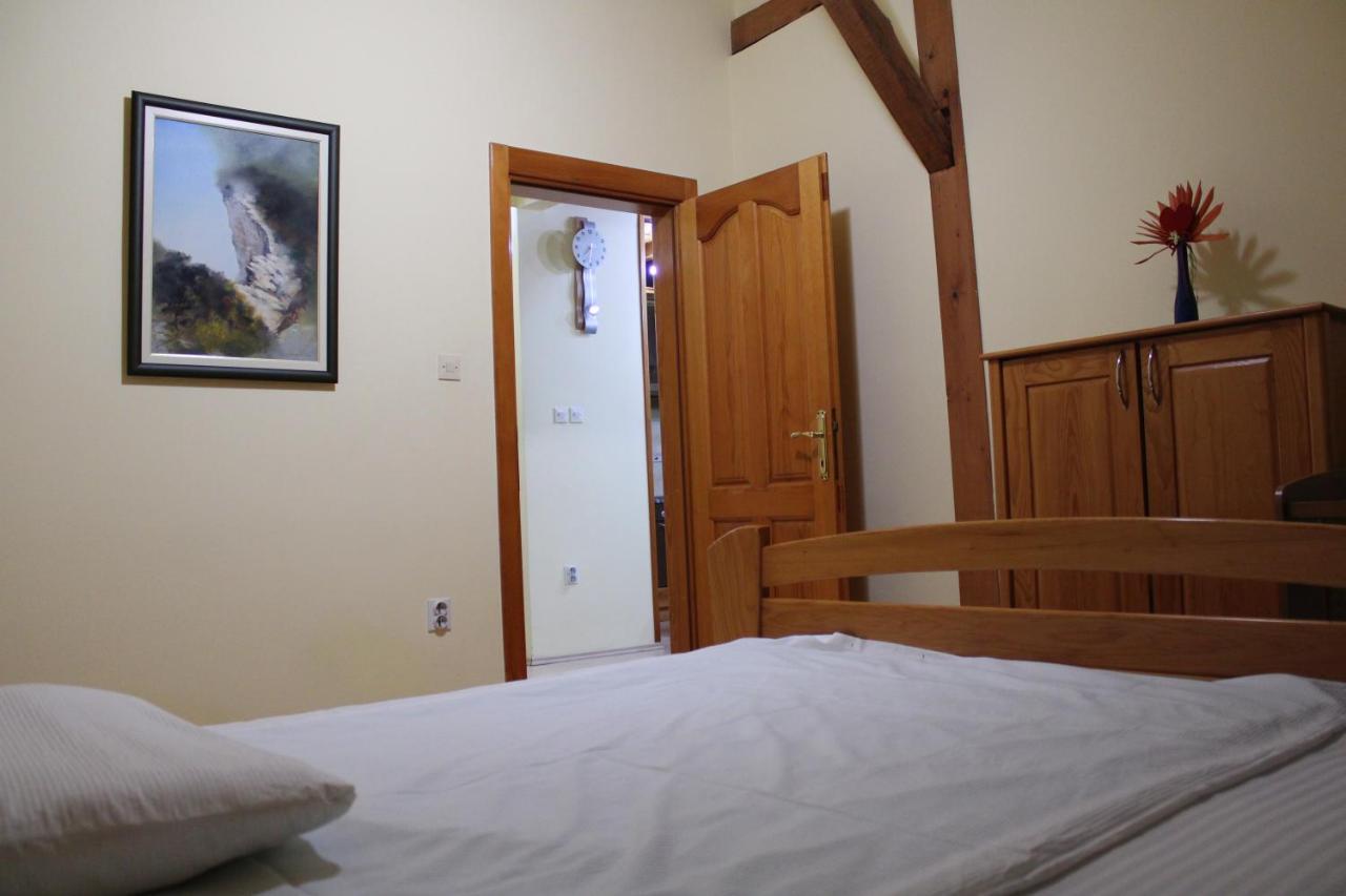 Siesta Bed & Breakfast Kikinda Bagian luar foto