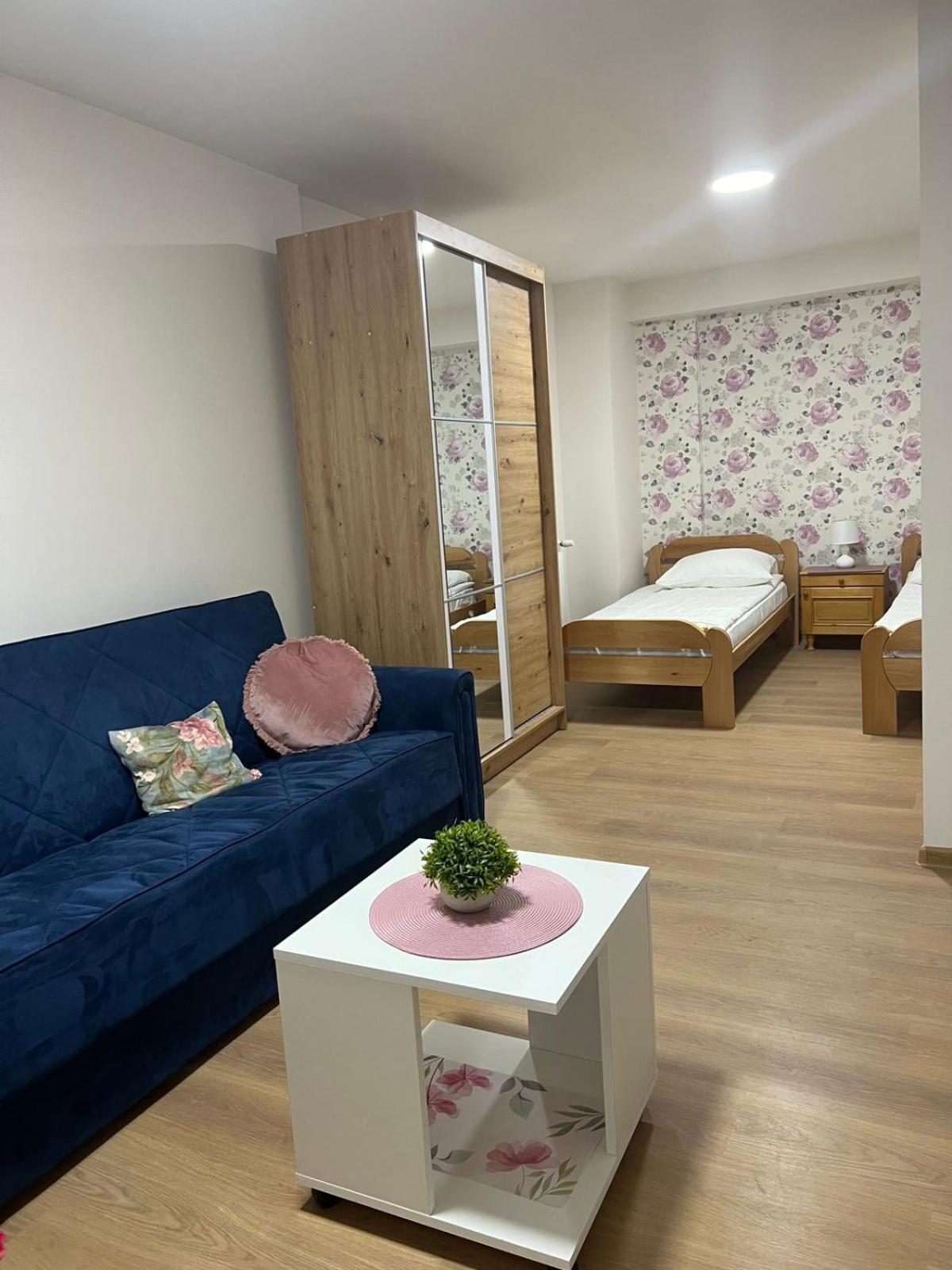Siesta Bed & Breakfast Kikinda Bagian luar foto